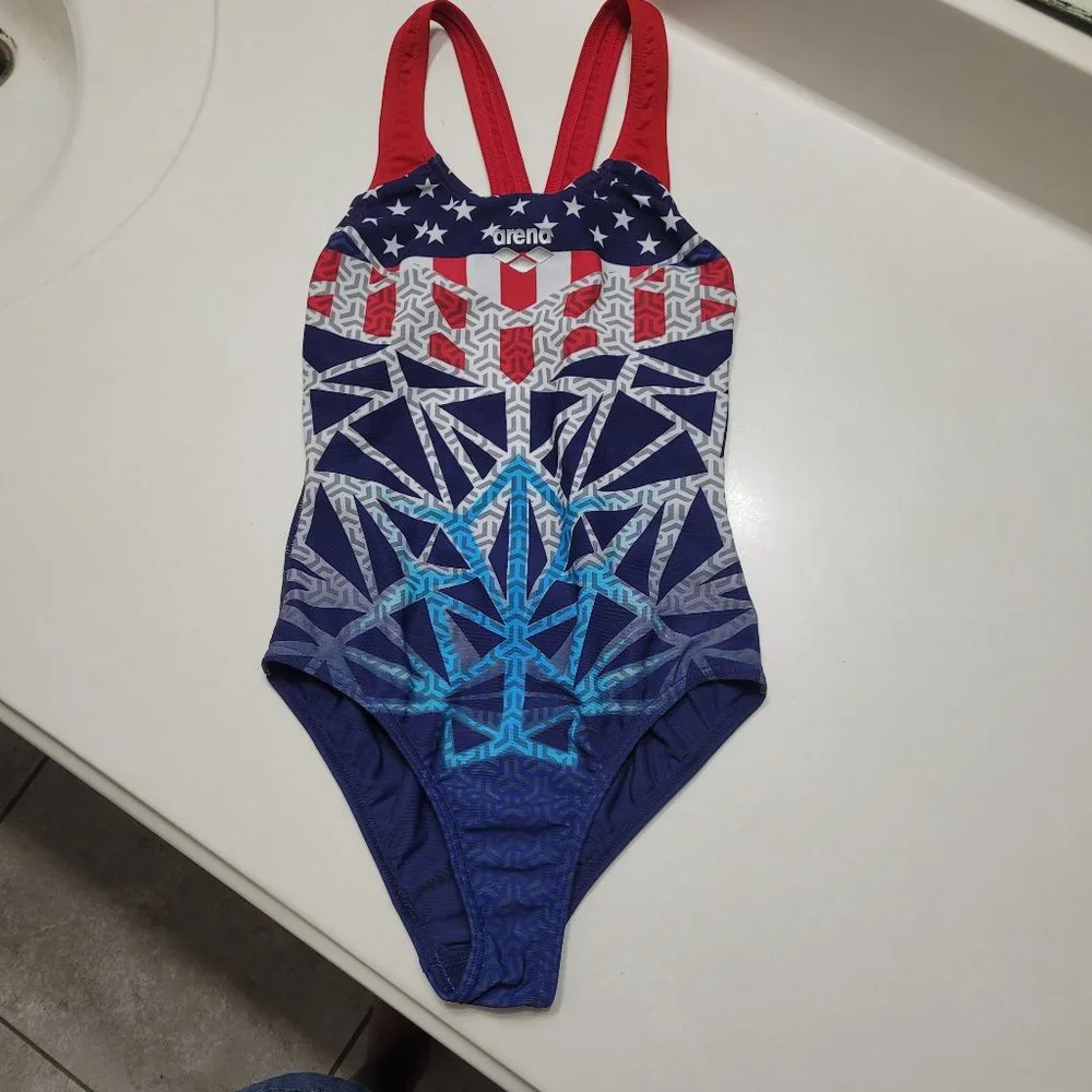 Arena practice swimsuit size 22 - Picture 1 of 4